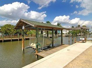 5 Pepita St, Fort Myers Beach, FL 33931