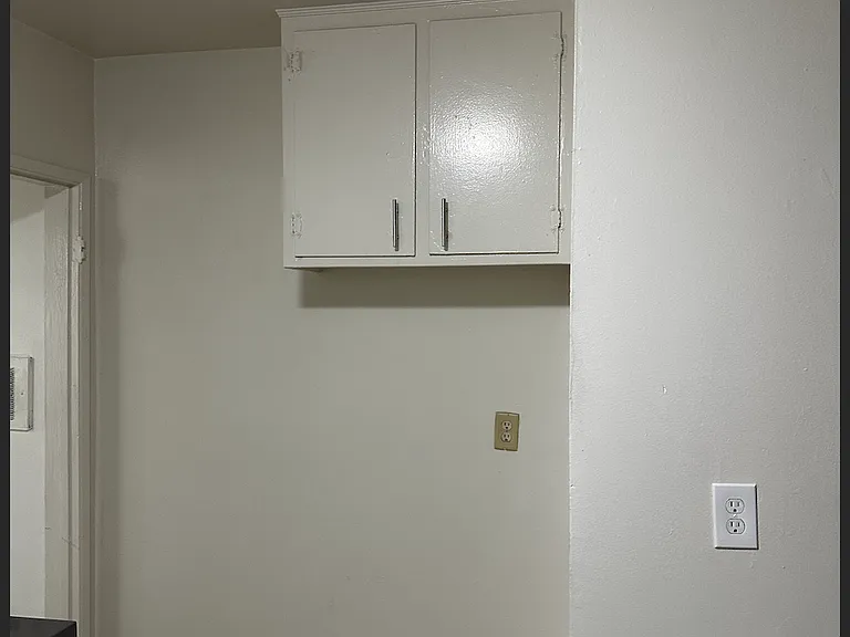 15307 Prairie Ave #2 — Photo 1