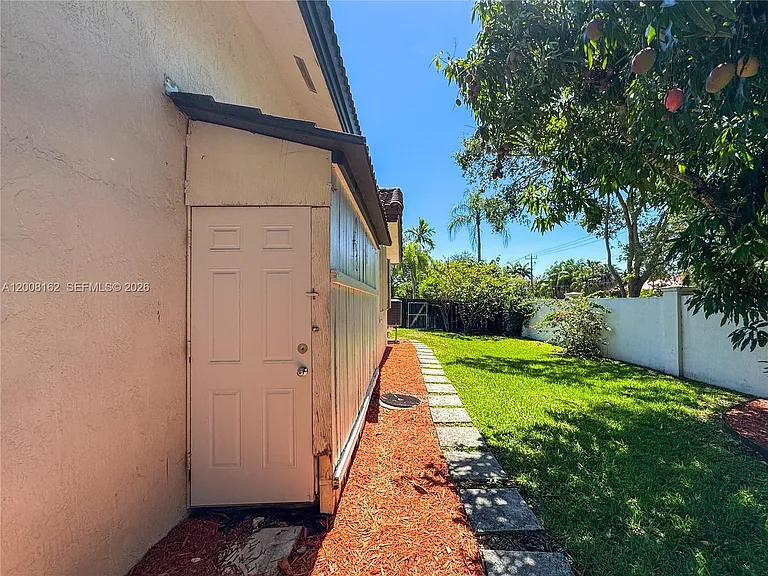 16782 SW 78th Ct — Photo 10