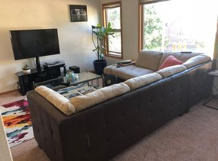 800 N 36th St APT 402, Seattle, WA 98103