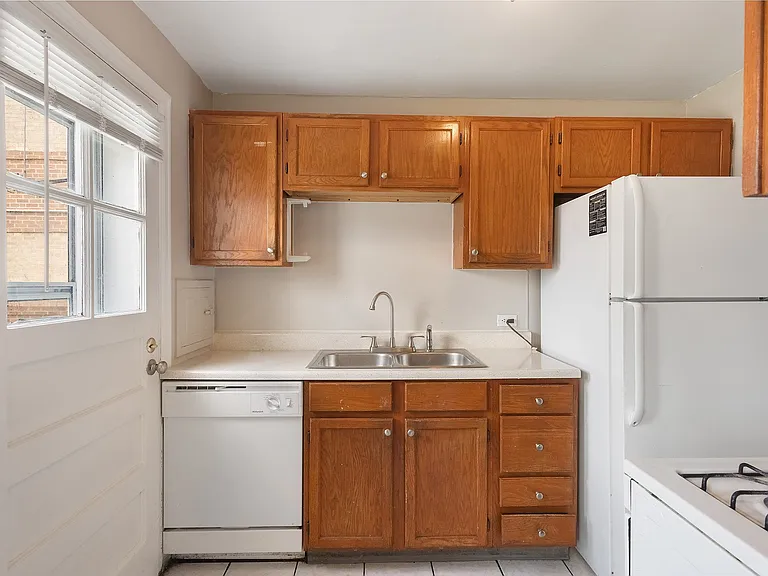 Cherry Street Townhomes — Photo 35