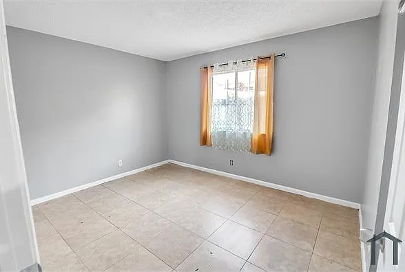 6545 Harbour Rd — Photo 7