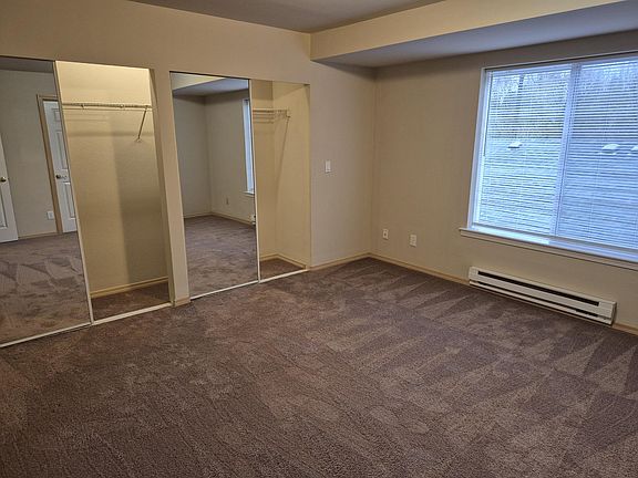 5th image of 11518 12th Ave W Unit D203