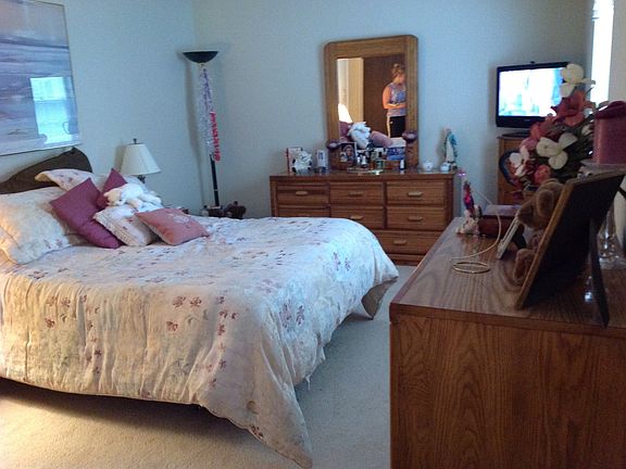 5th image of 2175 Park Place Dr #1