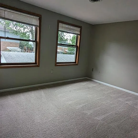 302 E Ann Arbor Trl — Photo 10