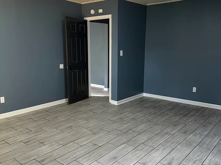 2377 Malone Ave — Photo 20