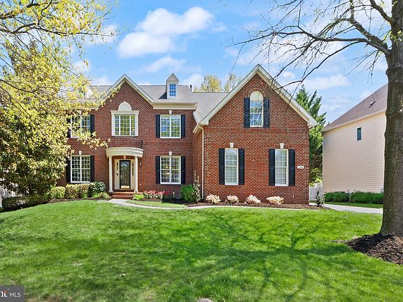 5th image of 19944 Interlachen Cir