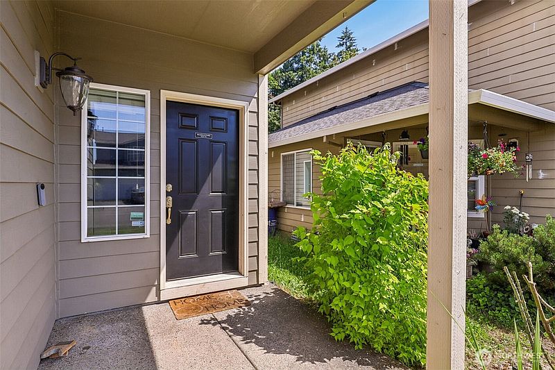 3rd image of 1308 NE 168th Street