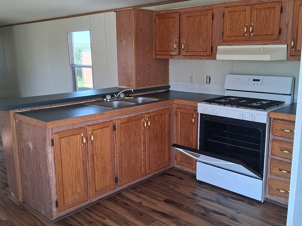 2nd image of 619 Charles St #619