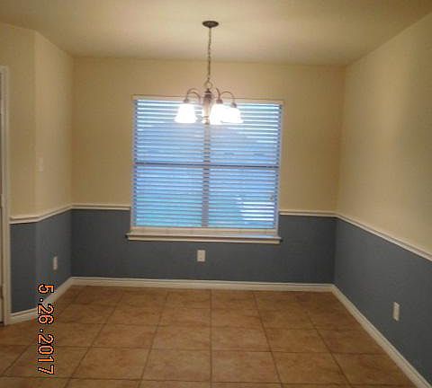 5th image of 304 Leo Ln