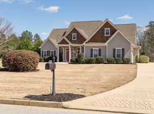 26 Water Oak Dr, Sharpsburg, GA 30277