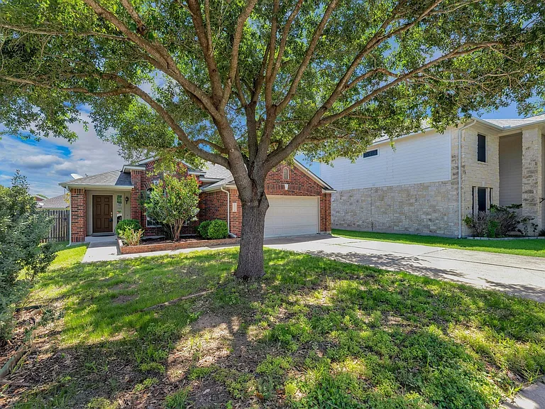 20433 Rita Blanca Cir — Photo 2