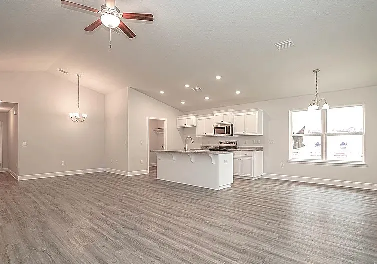3310 Bliss Ln — Photo 9