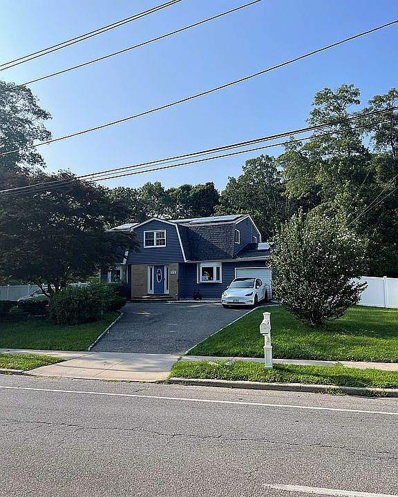 1st image of 815 Expressway Dr N