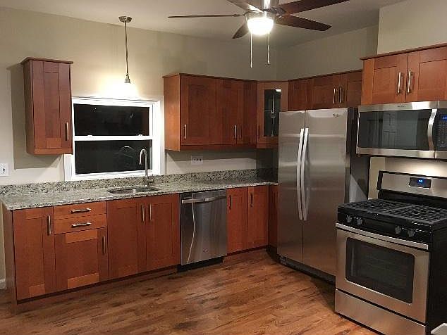 2nd image of 81 Jenkins St