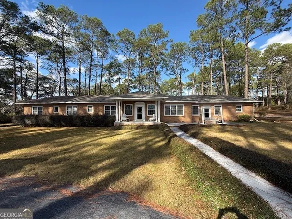 801 8th St W, Tifton, GA 31794