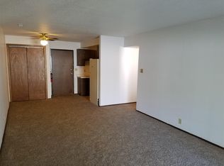 3223 Scenic Dr #11, Cedar Falls, IA 50613