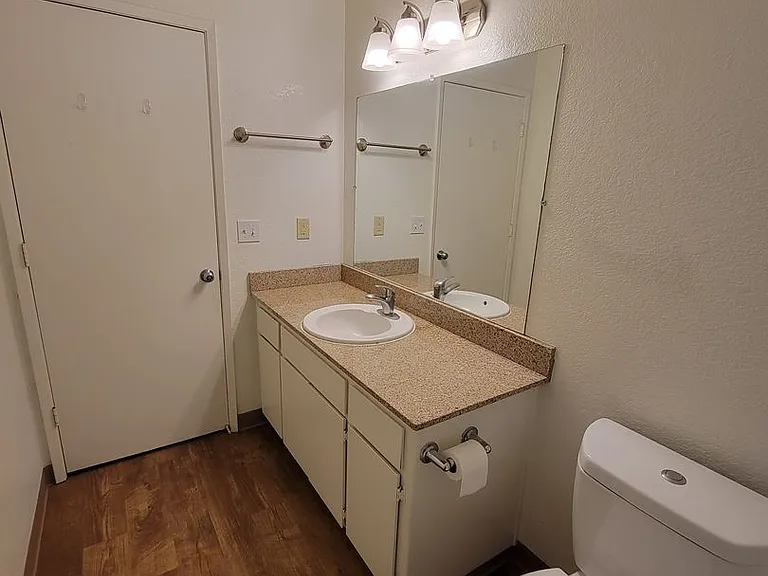2055 Amanda Way #7 — Photo 15