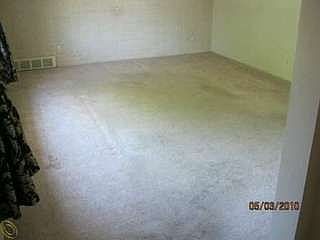 2nd image of 4006 Clippert St
