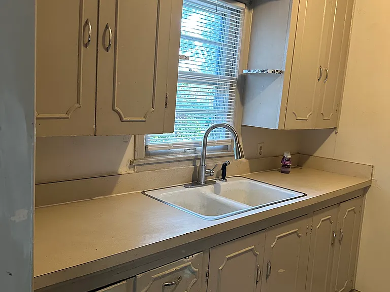 2739 S Classen Ave — Photo 5