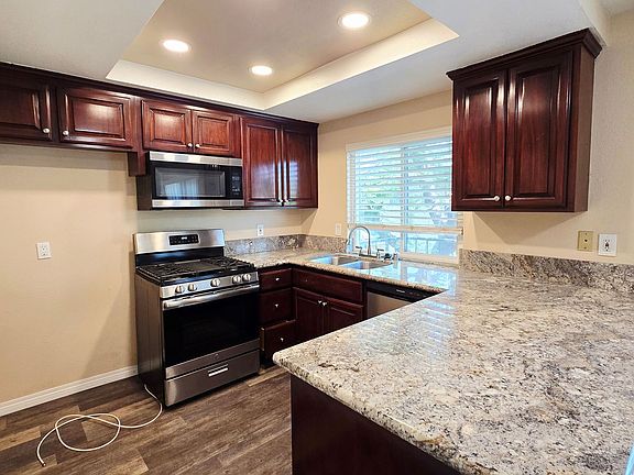 3rd image of 3110 E Orangethorpe Ave APT C