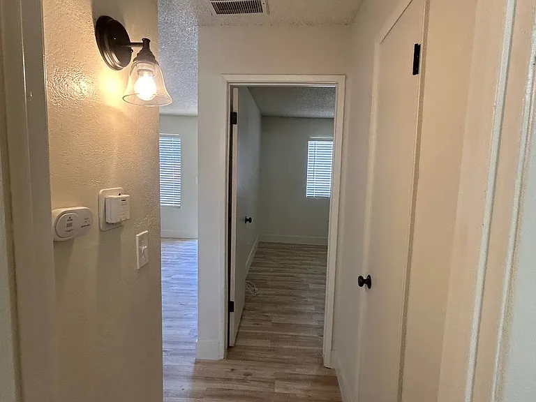 4455 E Clay Ave #C — Photo 7
