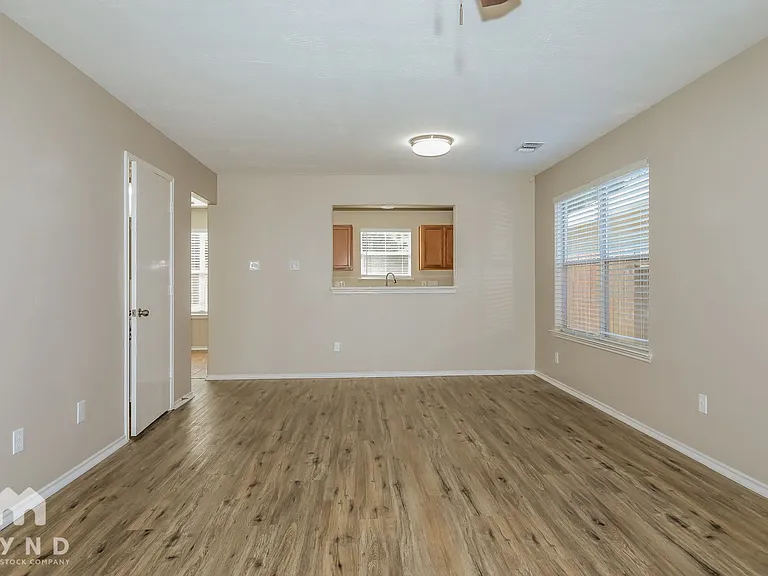 33119 Cottonwood Bnd — Photo 5