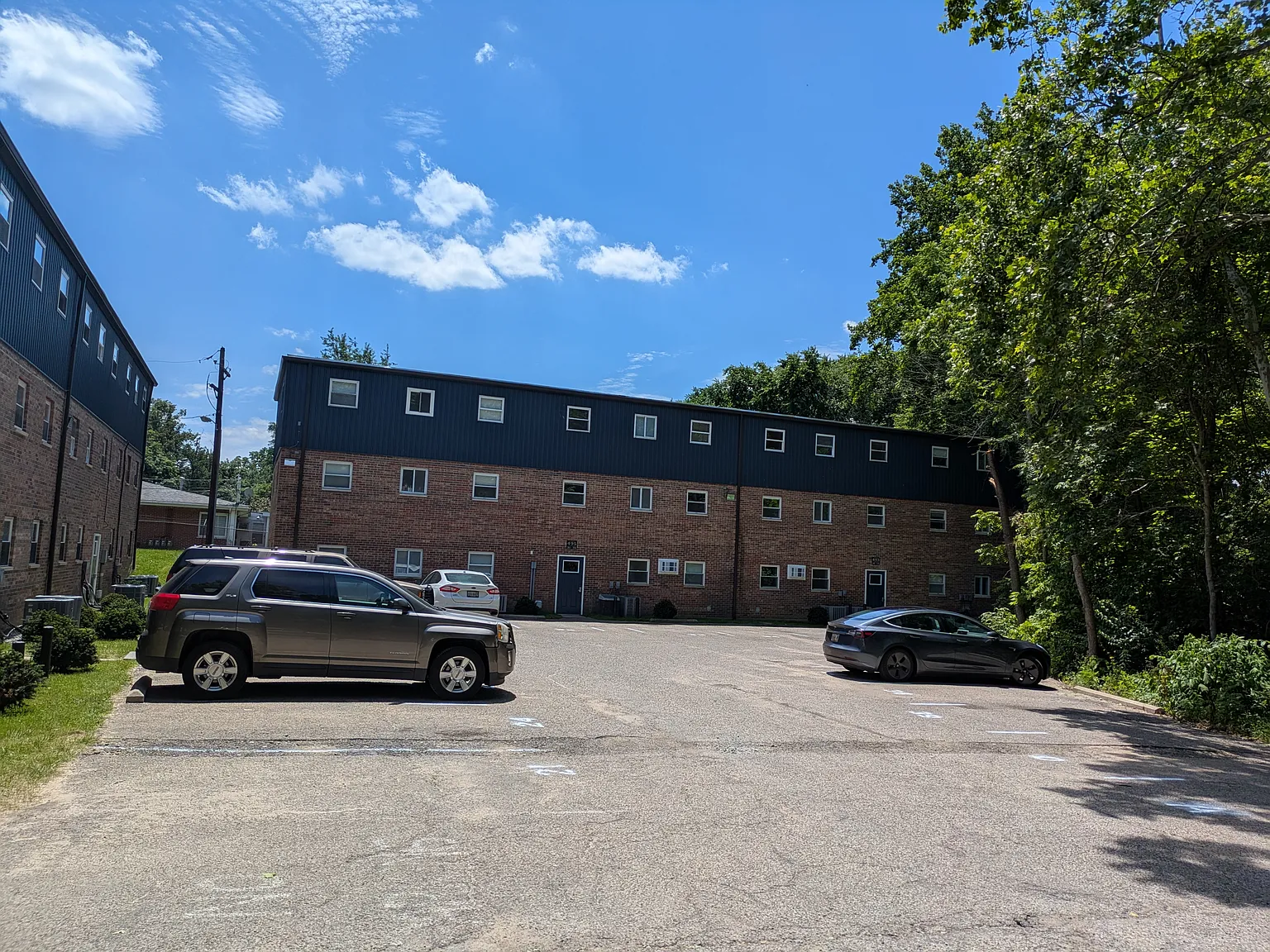 495 Old Boston Rd — Photo 2