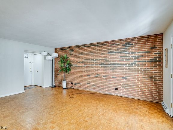 5th image of 25600 Country Club Blvd Unit 4