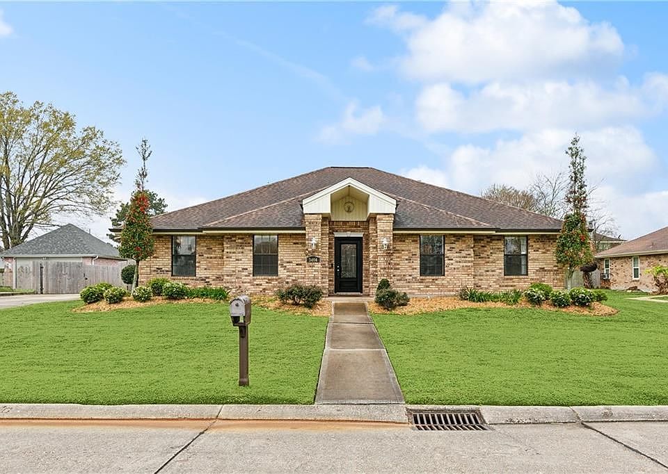 1st image of 3404 Lake Des Allemands Dr