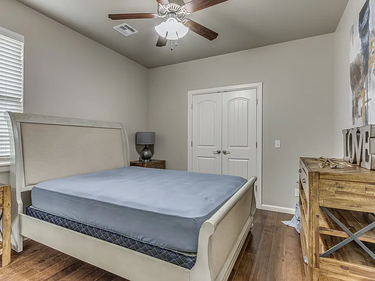 2700 Tranquilo Ln — Photo 15