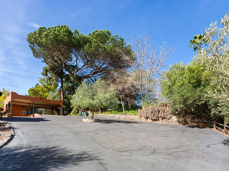 8873 Golf Dr — Photo 39