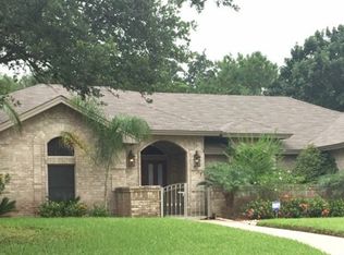 801 Plymouth Ln, Laredo, TX 78041