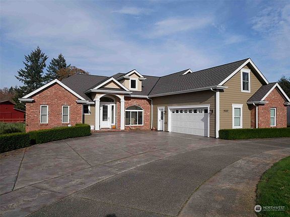 2nd image of 4227 Indian Summer Drive SE