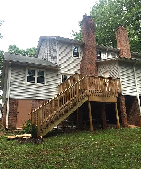 Bentwood Ln — Photo 2