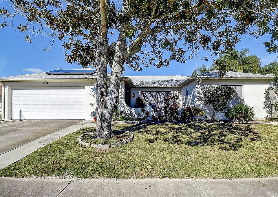 1st image of 2705 Narcissus Dr