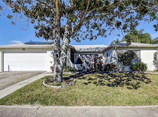 2705 Narcissus Dr, Holiday, FL 34691
