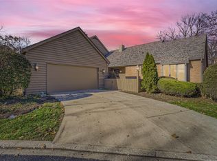 254 Spring Cove Dr, Elgin, IL 60123