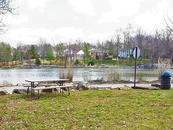4th image of 3553 Lakeview Heights Dr