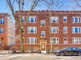 73 E Elm St APT 2, Chicago, IL 60611