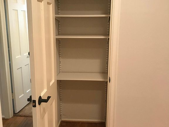 5th image of 5836 Penrose Ave #5836