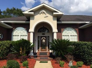 1404 Red Oak Dr, Crestview, FL 32539