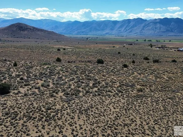 4 Risue Canyon Rd, Gardnerville, NV 89410