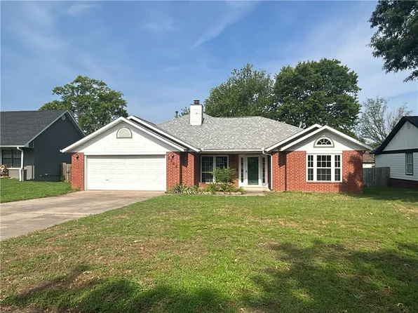 3342 Remington St, Springdale, AR 72764