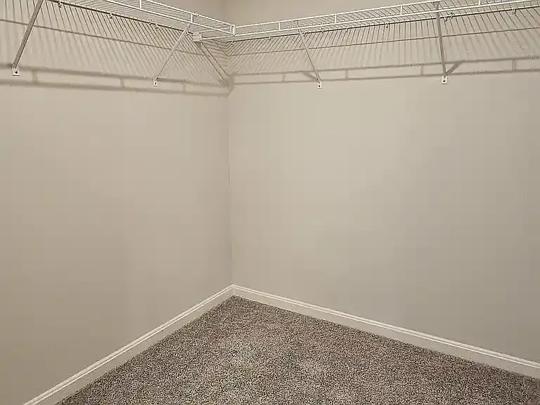 105 Gaston Cir — Photo 39