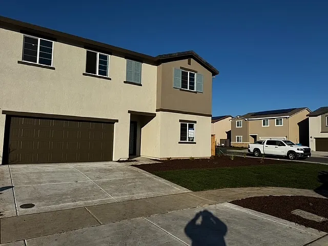1091 Silverado Way