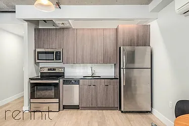 Rented by Rennit Inc.