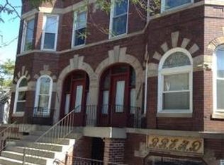 10509 S Ewing Ave, Chicago, IL 60617