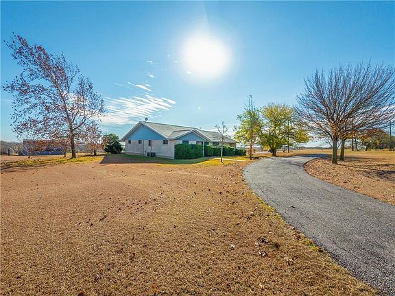 3rd image of 1251 County Road 138