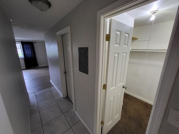 4th image of 2109 E Rand St APT 1A